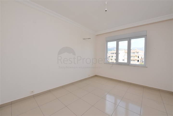 شقق للبيع في اوبا - غرفتين وصالة -قريبة من البحر -في منطقة اوبا / الانيا 