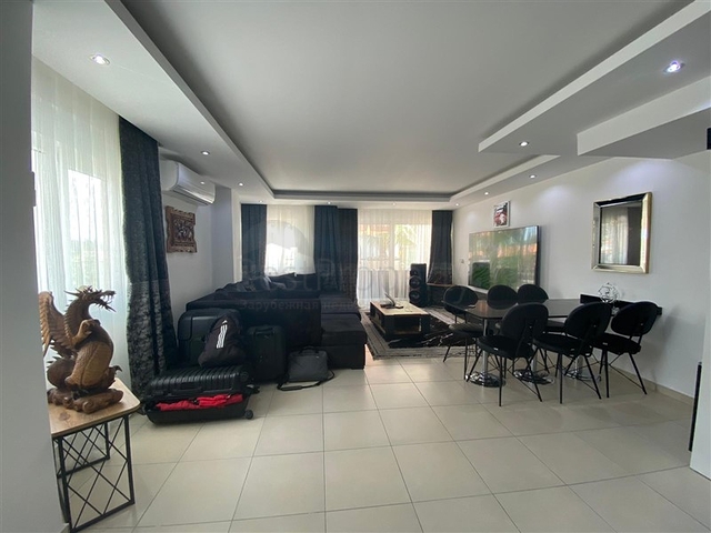 فيلا بسعر مناسب للبيع في الانيا - مستقلة 3 غرف وصالة -حديقة خاصة -في افسلار / الانيا 