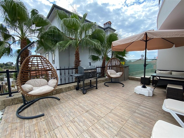 فيلا بسعر مناسب للبيع في الانيا - مستقلة 3 غرف وصالة -حديقة خاصة -في افسلار / الانيا 