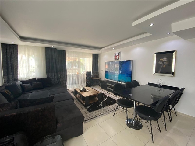 فيلا بسعر مناسب للبيع في الانيا - مستقلة 3 غرف وصالة -حديقة خاصة -في افسلار / الانيا 