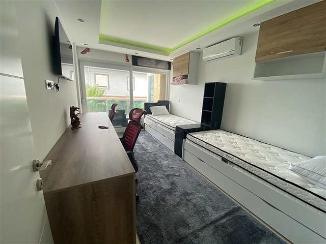 فيلا بسعر مناسب للبيع في الانيا - مستقلة 3 غرف وصالة -حديقة خاصة -في افسلار / الانيا 