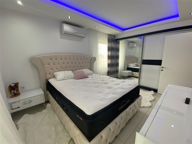 فيلا بسعر مناسب للبيع في الانيا - مستقلة 3 غرف وصالة -حديقة خاصة -في افسلار / الانيا 