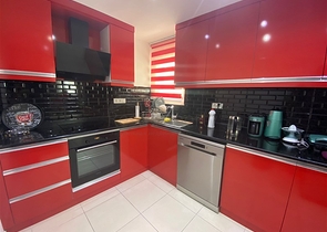 فيلا بسعر مناسب للبيع في الانيا - مستقلة 3 غرف وصالة -حديقة خاصة -في افسلار / الانيا 