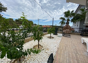 فيلا بسعر مناسب للبيع في الانيا - مستقلة 3 غرف وصالة -حديقة خاصة -في افسلار / الانيا 