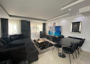 فيلا بسعر مناسب للبيع في الانيا - مستقلة 3 غرف وصالة -حديقة خاصة -في افسلار / الانيا 