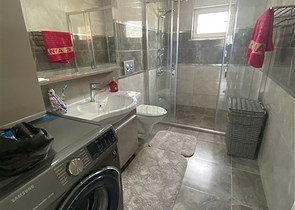 فيلا بسعر مناسب للبيع في الانيا - مستقلة 3 غرف وصالة -حديقة خاصة -في افسلار / الانيا 