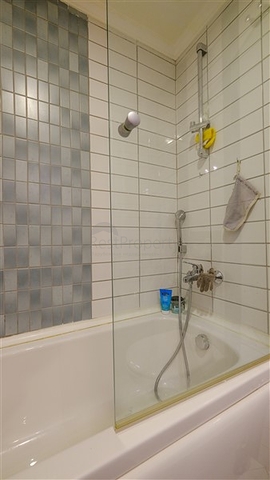 دوبلكس ارضية واسعة -4 غرف وصالة مفروشة -ضمن مجمع انيق -في محمودلار / الانيا 