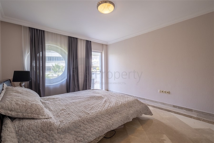 دوبلكس ارضية واسعة -4 غرف وصالة مفروشة -ضمن مجمع انيق -في محمودلار / الانيا 