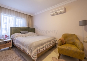 دوبلكس ارضية واسعة -4 غرف وصالة مفروشة -ضمن مجمع انيق -في محمودلار / الانيا 