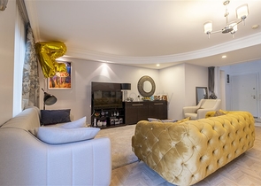 دوبلكس ارضية واسعة -4 غرف وصالة مفروشة -ضمن مجمع انيق -في محمودلار / الانيا 