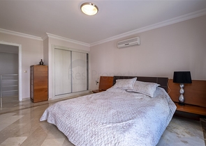 دوبلكس ارضية واسعة -4 غرف وصالة مفروشة -ضمن مجمع انيق -في محمودلار / الانيا 