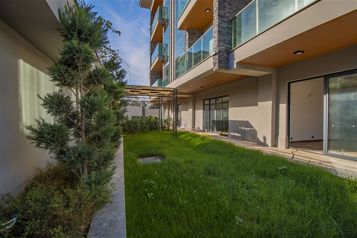 عقارات للبيع في اوبا - دوبلكس 2 غرفة وصالة -مفروشة -مجمع حديث -في اوبا / الانيا 