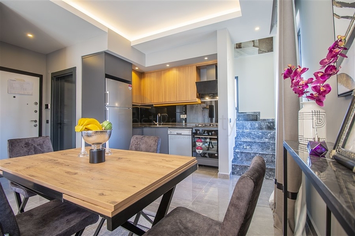 عقارات للبيع في اوبا - دوبلكس 2 غرفة وصالة -مفروشة -مجمع حديث -في اوبا / الانيا 