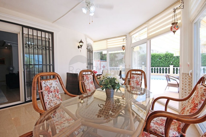 فلل للبيع في الانيا - مستقلة 3 غرف وصالة -في كارجيجاك / الانيا 