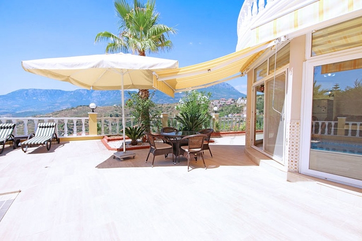 فلل للبيع في الانيا - مستقلة 3 غرف وصالة -في كارجيجاك / الانيا 