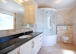 فلل للبيع في الانيا - مستقلة 3 غرف وصالة -في كارجيجاك / الانيا 