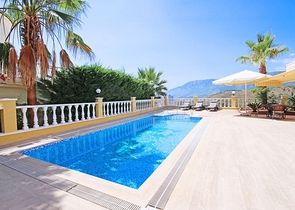 فلل للبيع في الانيا - مستقلة 3 غرف وصالة -في كارجيجاك / الانيا 