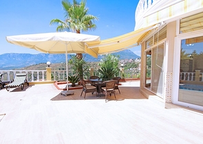 فلل للبيع في الانيا - مستقلة 3 غرف وصالة -في كارجيجاك / الانيا 