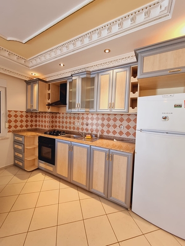 شقة طابق مرتفع - 2 غرفة وصالة -مفروشة -في محمودلار / الانيا 