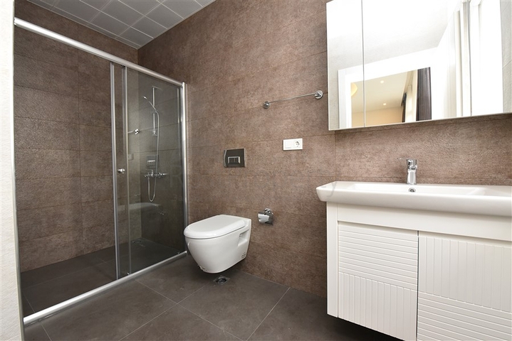 اطلالة بحر -دوبلكس فاخرة -في محمودلار/ الانيا 