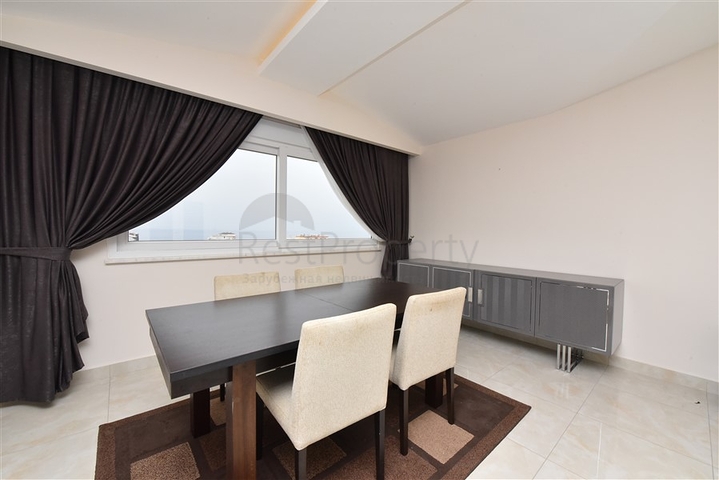 اطلالة بحر -دوبلكس فاخرة -في محمودلار/ الانيا 