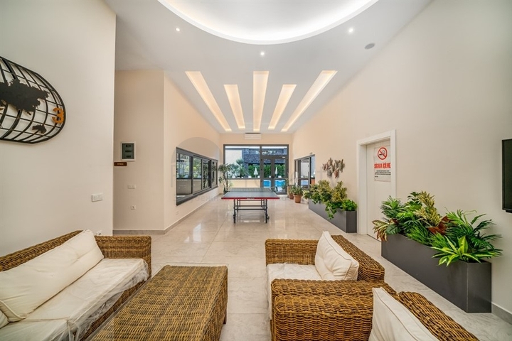 اطلالة بحر -دوبلكس فاخرة -في محمودلار/ الانيا 