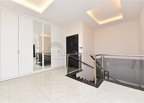 اطلالة بحر -دوبلكس فاخرة -في محمودلار/ الانيا 