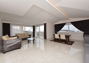 اطلالة بحر -دوبلكس فاخرة -في محمودلار/ الانيا 