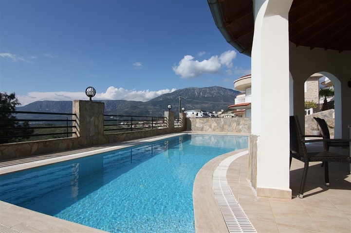 اطلالة بحر -فيلا مستقلة مع مسبح خاص في كارجيجاك / الانيا 