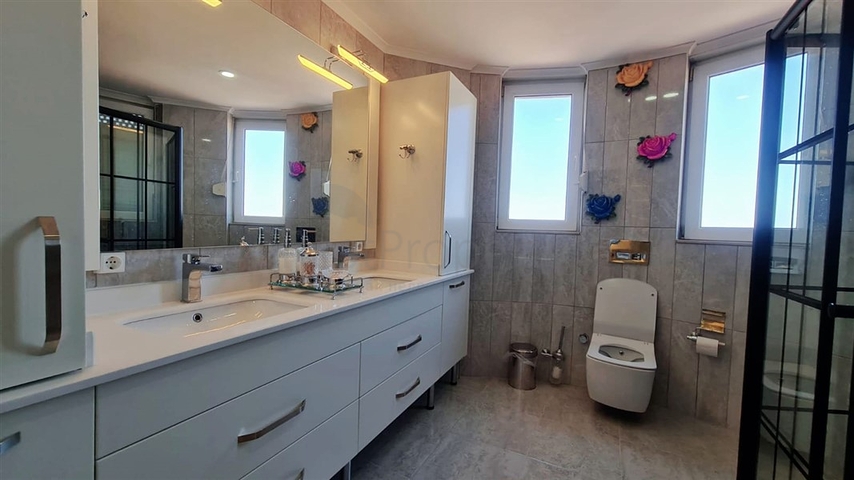 اطلالة بحر -فيلا مستقلة مع مسبح خاص في كارجيجاك / الانيا 