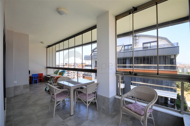 دوبلكس فاخرة -4 غرف وصالة -في اوبا / الانيا 