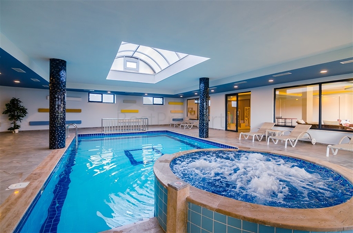 دوبلكس فاخرة -4 غرف وصالة -في اوبا / الانيا 