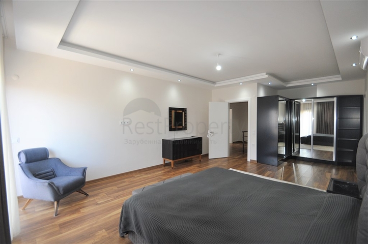 دوبلكس فاخرة -4 غرف وصالة -في اوبا / الانيا 