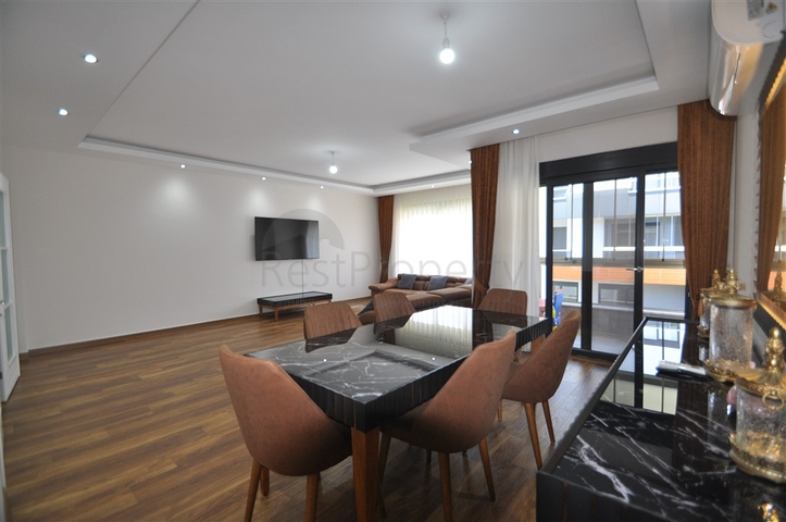 دوبلكس فاخرة -4 غرف وصالة -في اوبا / الانيا 