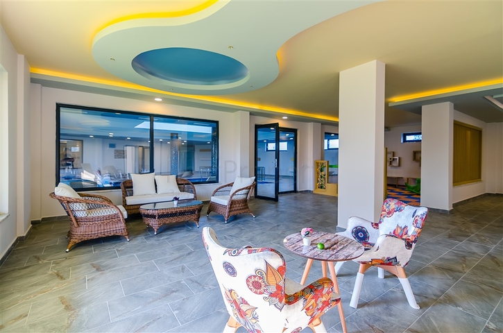 دوبلكس فاخرة -4 غرف وصالة -في اوبا / الانيا 