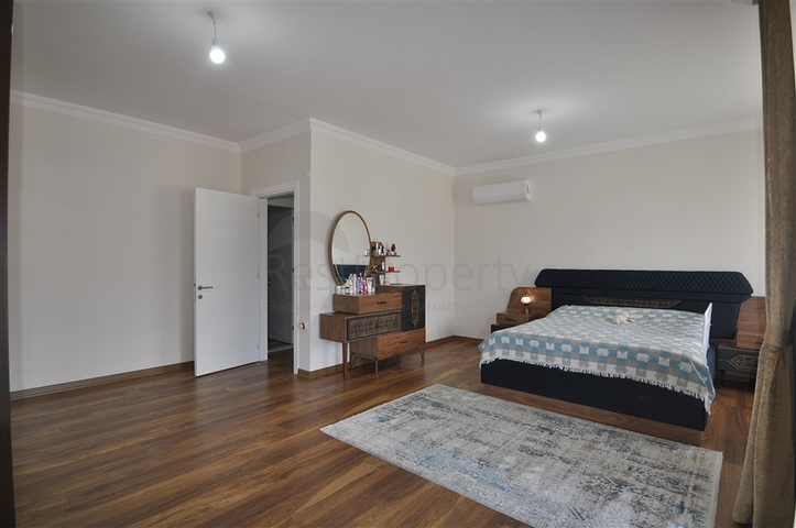 دوبلكس فاخرة -4 غرف وصالة -في اوبا / الانيا 