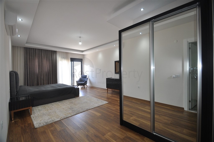 دوبلكس فاخرة -4 غرف وصالة -في اوبا / الانيا 