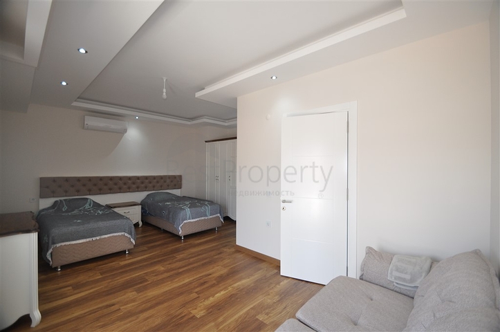 دوبلكس فاخرة -4 غرف وصالة -في اوبا / الانيا 