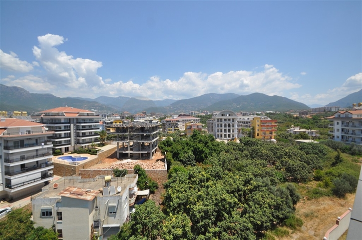 دوبلكس فاخرة -4 غرف وصالة -في اوبا / الانيا 