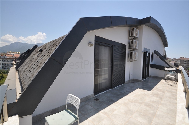 دوبلكس فاخرة -4 غرف وصالة -في اوبا / الانيا 