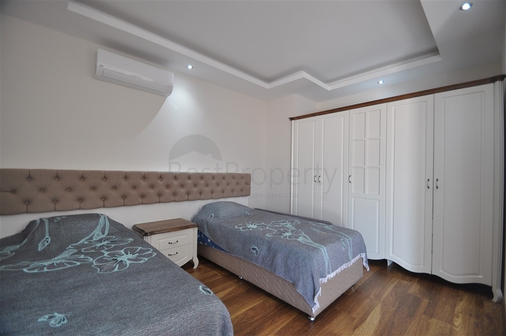 دوبلكس فاخرة -4 غرف وصالة -في اوبا / الانيا 