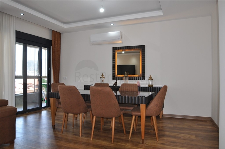 دوبلكس فاخرة -4 غرف وصالة -في اوبا / الانيا 