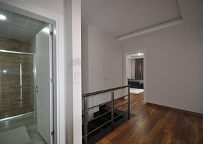 دوبلكس فاخرة -4 غرف وصالة -في اوبا / الانيا 