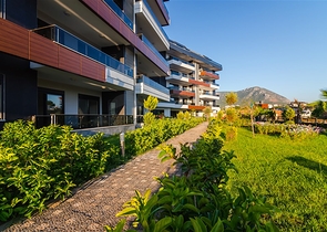 دوبلكس فاخرة -4 غرف وصالة -في اوبا / الانيا 