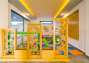 دوبلكس فاخرة -4 غرف وصالة -في اوبا / الانيا 