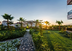 دوبلكس فاخرة -4 غرف وصالة -في اوبا / الانيا 