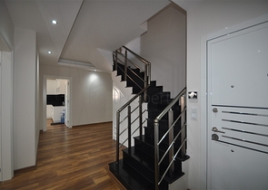 دوبلكس فاخرة -4 غرف وصالة -في اوبا / الانيا 