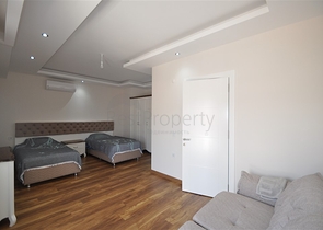 دوبلكس فاخرة -4 غرف وصالة -في اوبا / الانيا 