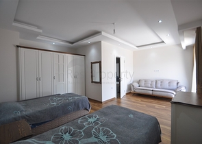 دوبلكس فاخرة -4 غرف وصالة -في اوبا / الانيا 