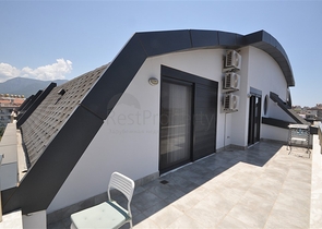 دوبلكس فاخرة -4 غرف وصالة -في اوبا / الانيا 